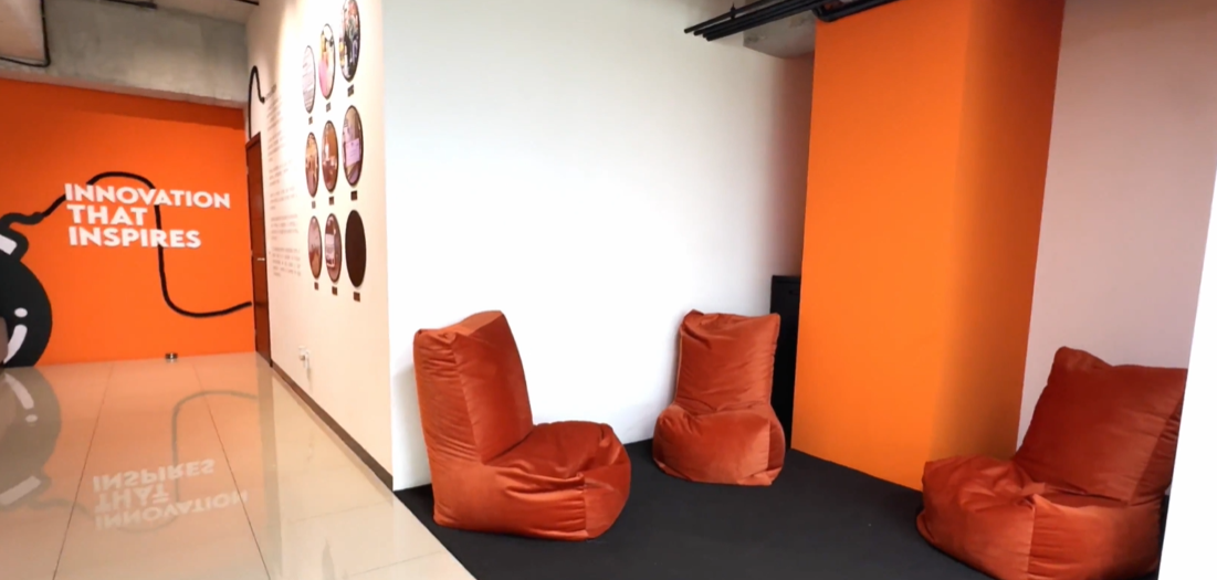Sala de reuniones de BRON Promocionales